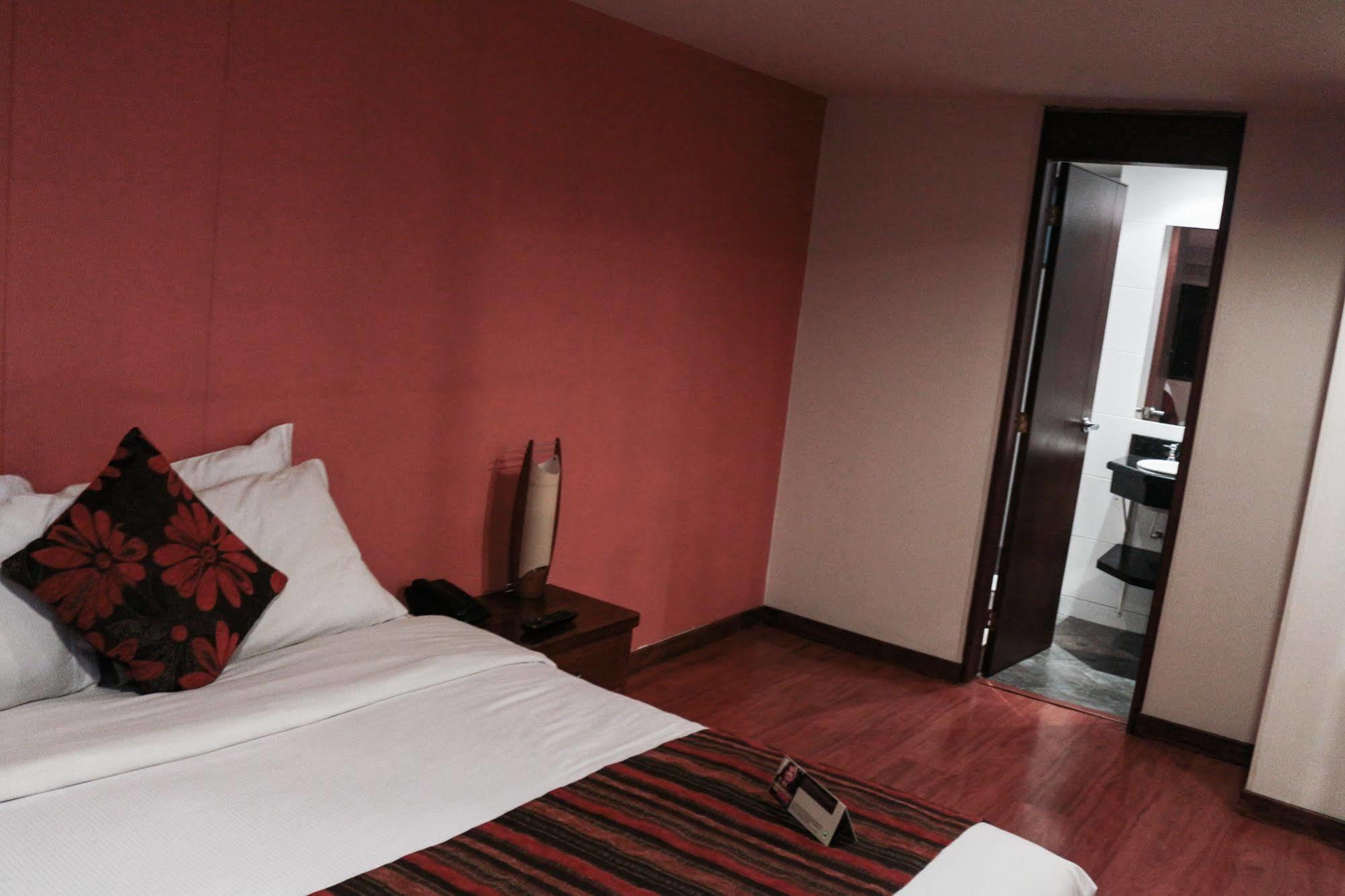 Hotel Confort 80 Zona Rosa Bogotá Eksteriør billede